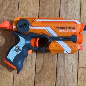 Nerf Collectible Firestrike Eilte nerf gun